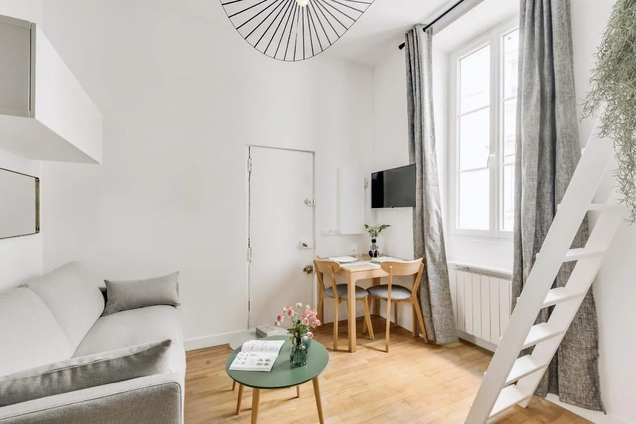 Appartement Elegant & Moderne - Paris Daire